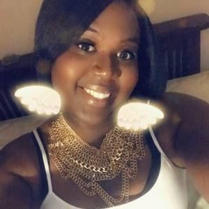 Meet your Posher, Chanel